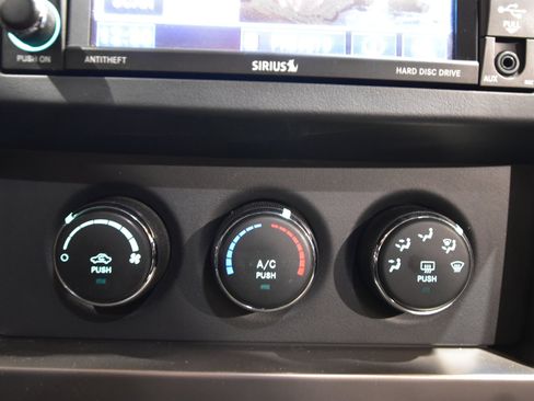 Used 2012 Jeep Liberty Sport image 26