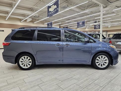 Used 2015 Toyota Sienna Limited FWD image 5