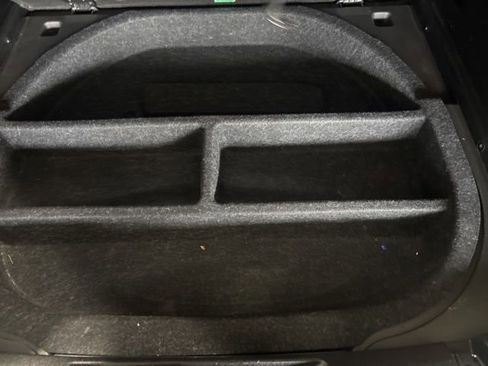 Used 2016 Jeep Cherokee Latitude w/ Cold Weather Group image 7