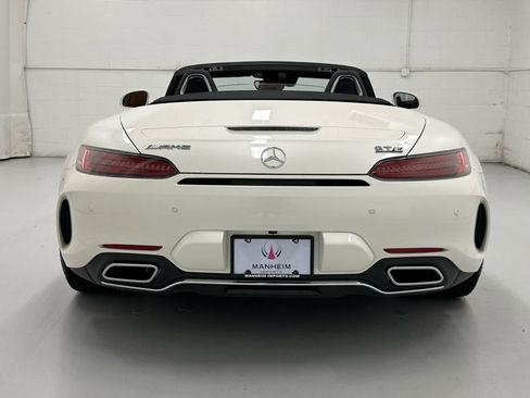 Used 2018 Mercedes-Benz AMG GT C image 7