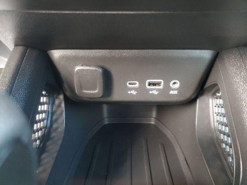 Used 2024 Chevrolet Trax RS w/ Driver Confidence Package FWD image 26