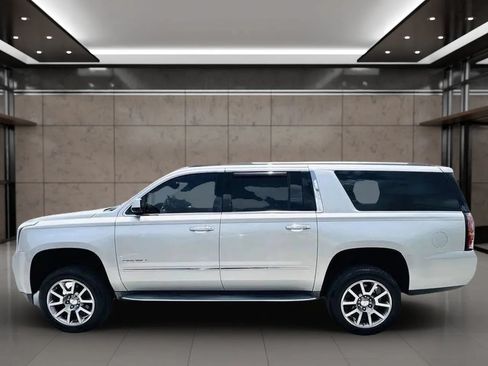 Used 2015 GMC Yukon XL Denali RWD image 6