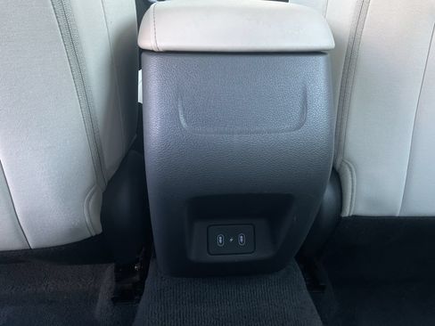 Used 2025 Hyundai Sonata SEL FWD image 12