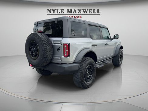 Used 2024 Ford Bronco Wildtrak AWD/4WD image 5