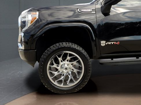 Used 2019 GMC Sierra 1500 AT4 w/ AT4 Premium Package image 7