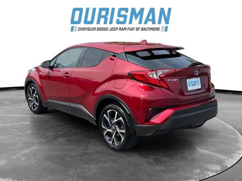 Used 2018 Toyota C-HR XLE FWD image 4