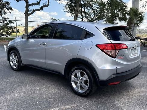 Used 2016 Honda HR-V LX image 6