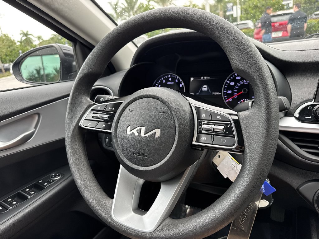 Used 2023 Kia Forte LXS w/ LXS Technology Package FWD image 52