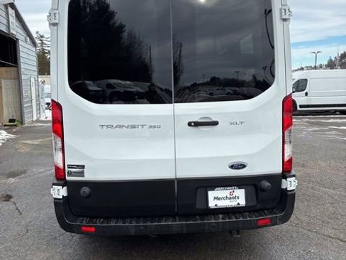 Used 2019 Ford Transit 350 XLT image 6