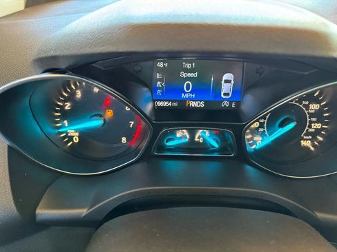Used 2017 Ford Escape Titanium FWD image 12