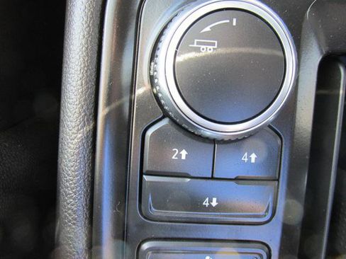 Used 2024 GMC Sierra 2500 Pro AWD/4WD image 14