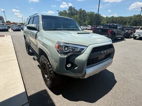 Used 2023 Toyota 4Runner TRD Off-Road Premium w/ Moonroof Package AWD/4WD image 8