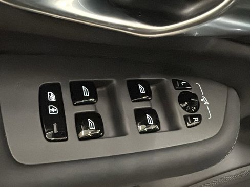 New 2026 Volvo XC90 T8 Plus w/ Protection Package Premier image 22