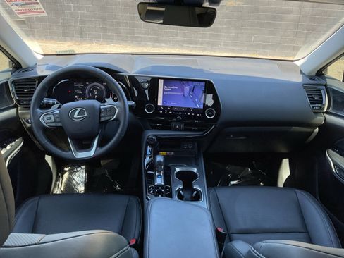 Used 2025 Lexus NX 350h AWD w/ Accessory Package (Z2) image 17