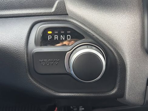 Used 2024 RAM 2500 Tradesman w/ Chrome Appearance Group image 8