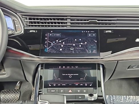 Used 2023 Audi Q8 Premium Plus w/ Premium Plus Package image 26