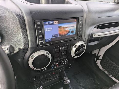 Used 2014 Jeep Wrangler Polar Edition image 12