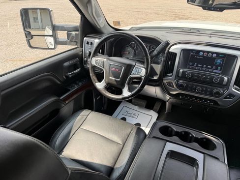 Used 2019 GMC Sierra 3500 SLT w/ Duramax Plus Package AWD/4WD image 35