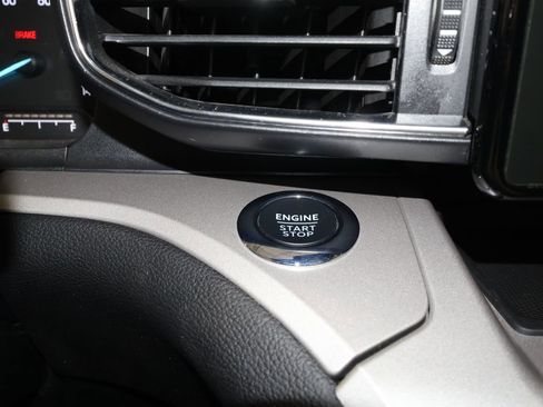 Used 2023 Ford Explorer XLT w/ Equipment Group 202A image 15