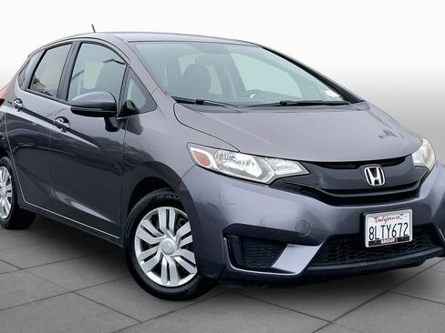 Used 2017 Honda Fit LX image 2