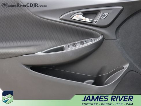 Used 2024 Chevrolet Malibu LT FWD image 20
