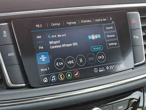 Used 2020 Buick Enclave Essence w/ LPO, Touring Package image 22