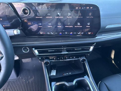 New 2026 Chevrolet Traverse High Country w/ LPO, Floor Liner Package image 32