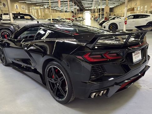 Used 2020 Chevrolet Corvette Stingray Preferred Cpe w/ 2LT Preferred Equipment Group RWD image 7