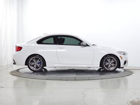 Used 2015 BMW M235i Coupe RWD image 9