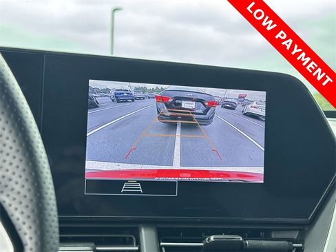 Used 2024 Chevrolet Trax RS w/ Driver Confidence Package image 23