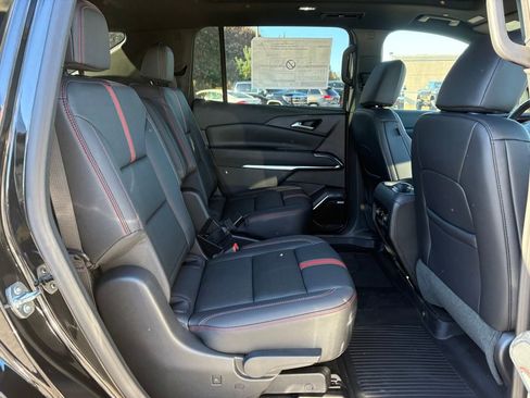 New 2026 Chevrolet Traverse RS image 26