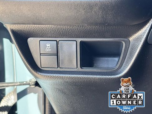 Used 2025 Honda HR-V EX-L image 32