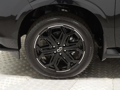 Certified 2026 INFINITI QX80 4WD image 40