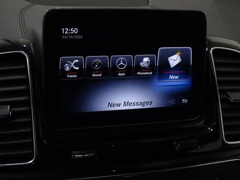 Used 2019 Mercedes-Benz GLS 450 4MATIC image 30