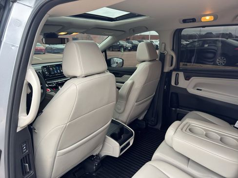 Used 2025 Honda Odyssey EX-L image 13