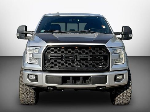 Used 2017 Ford F150 Lariat w/ Equipment Group 502A Luxury AWD/4WD image 2