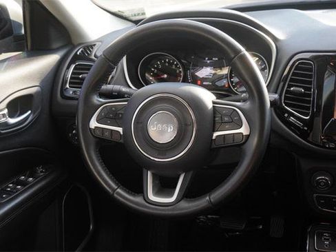 Certified 2020 Jeep Compass Latitude image 15