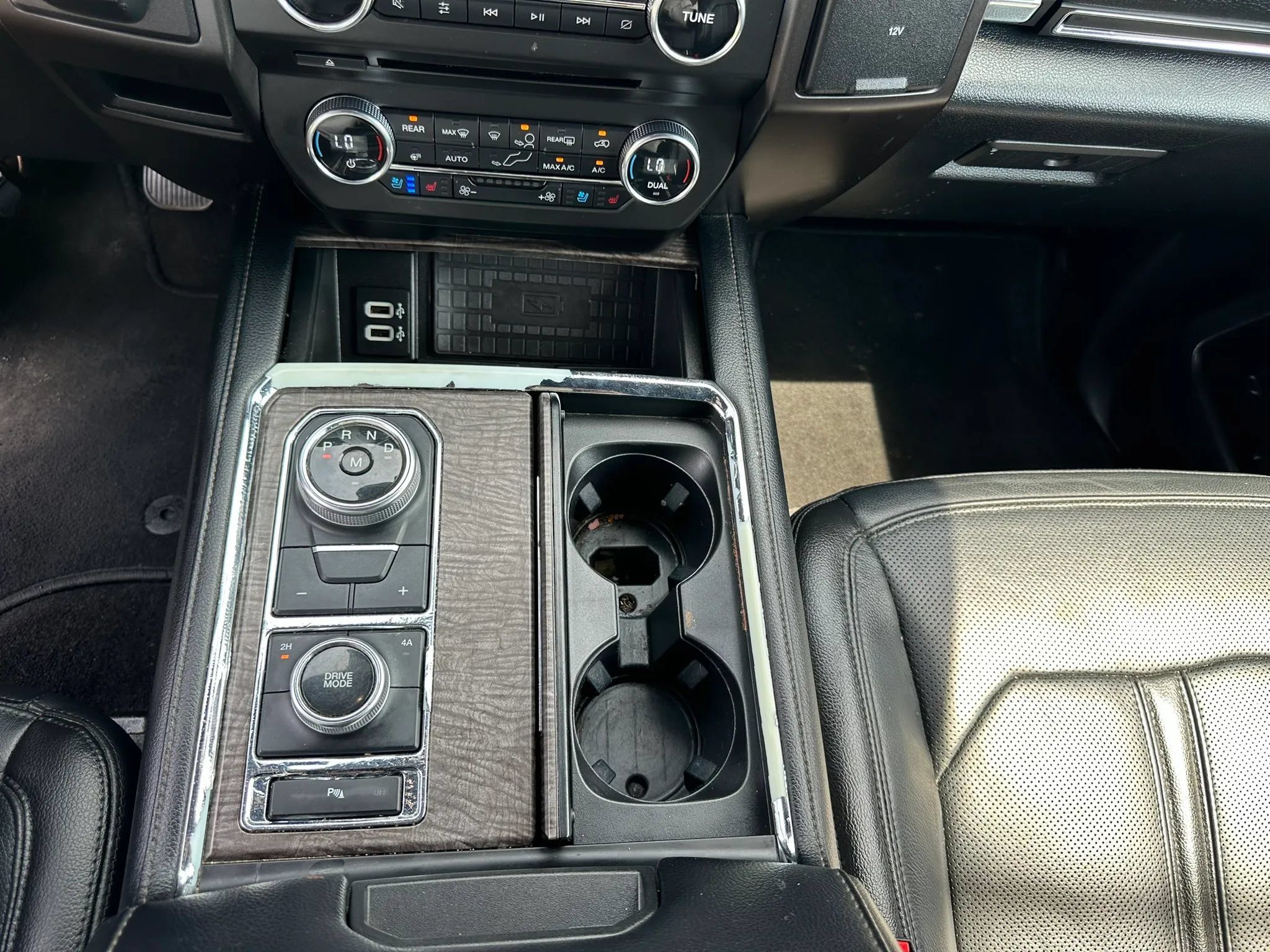 Used 2018 Ford Expedition Max Limited AWD/4WD image 31