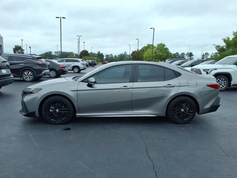 Used 2025 Toyota Camry SE w/ Multimedia Upgrade Package FWD image 6