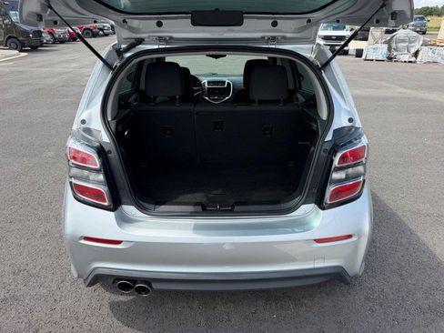 Used 2018 Chevrolet Sonic LT w/ Fun and Sun Package FWD image 7