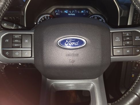 Used 2022 Ford F150 XLT w/ Equipment Group 302A High image 16