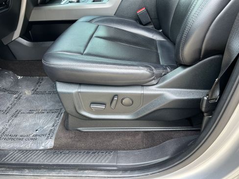 Used 2021 Ford Expedition XLT RWD image 18