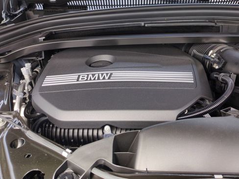 Certified 2025 BMW X1 xDrive28i w/ Technology Package image 32