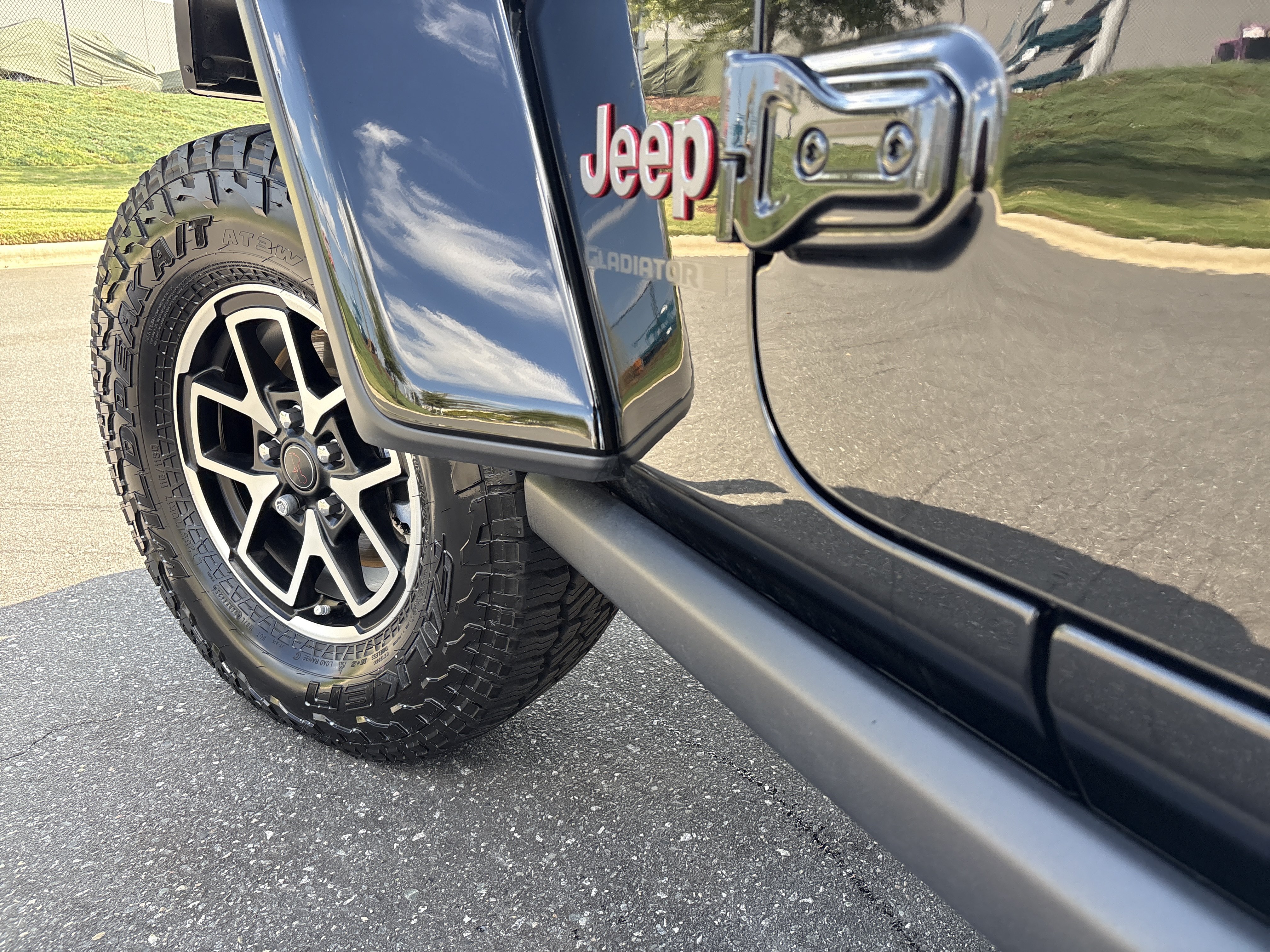 Used 2026 Jeep Gladiator Rubicon AWD/4WD image 12