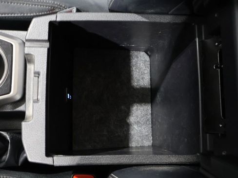 Used 2023 Toyota Tacoma Limited image 32