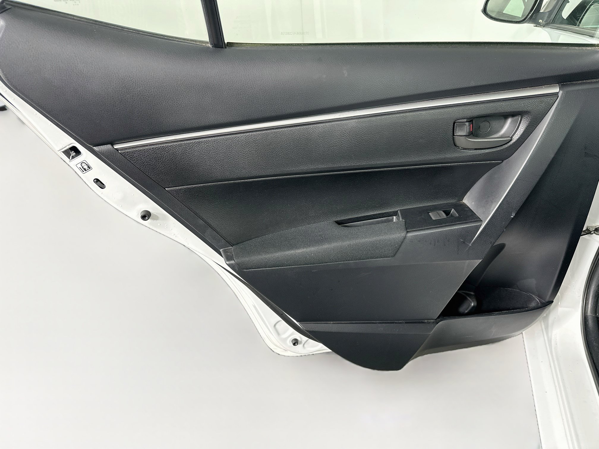 Used 2014 Toyota Corolla L FWD image 24