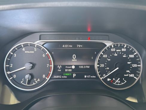 Used 2025 Nissan Rogue SV FWD image 22