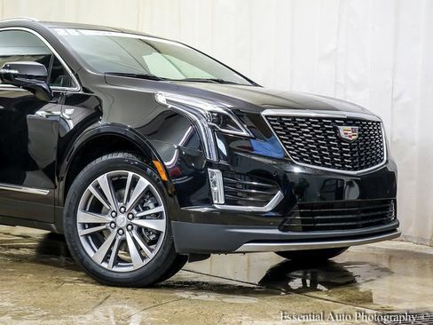 Certified 2025 Cadillac XT5 Premium Luxury image 5