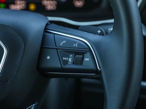 New 2025 Audi Q3 2.0T Premium image 22