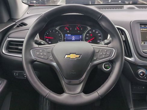 Used 2019 Chevrolet Equinox LT w/ Driver Convenience Package image 23